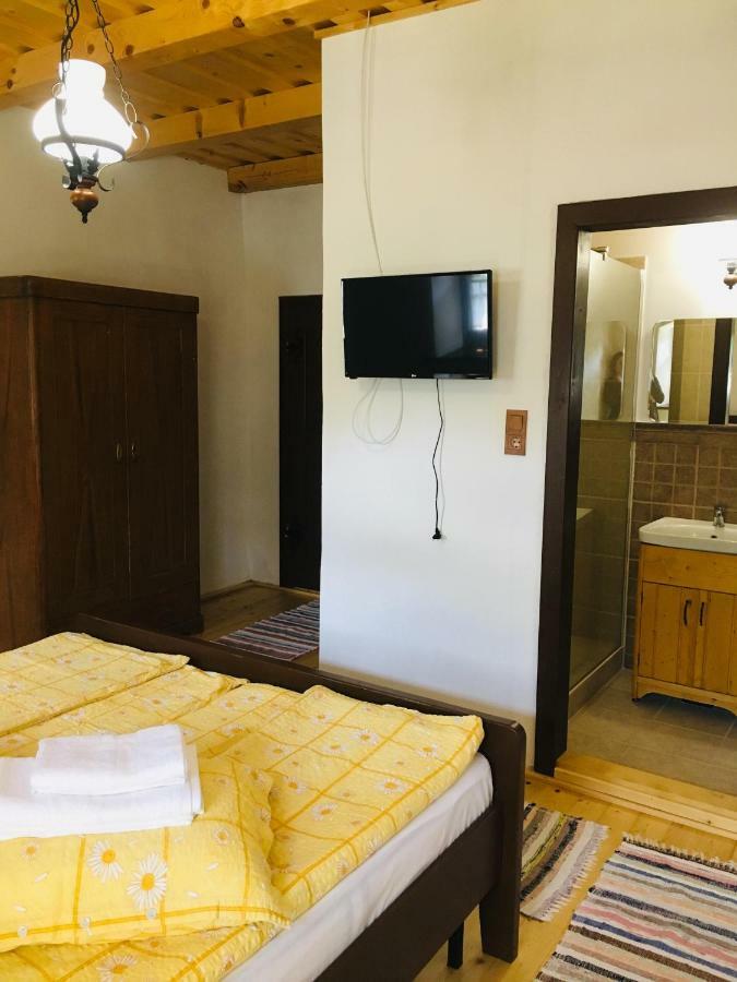 Miklos Lak Ocna de Sus Bagian luar foto